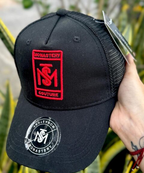 Gorra MST Negra detalles Rojos