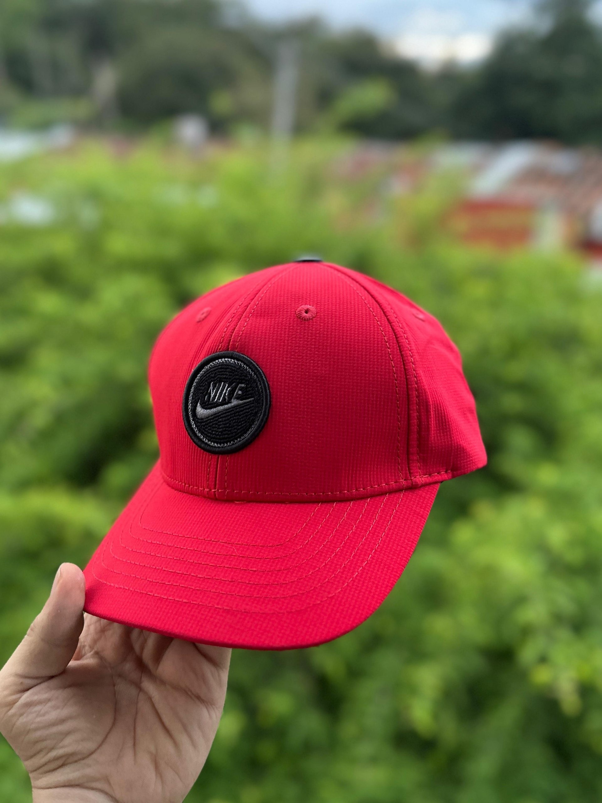Gorra Nike Roja