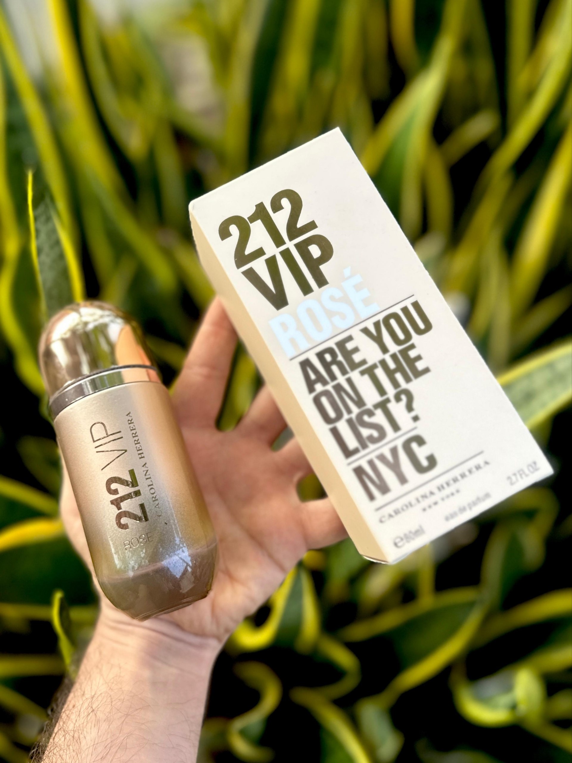 Perfume 212 VIP Rosé