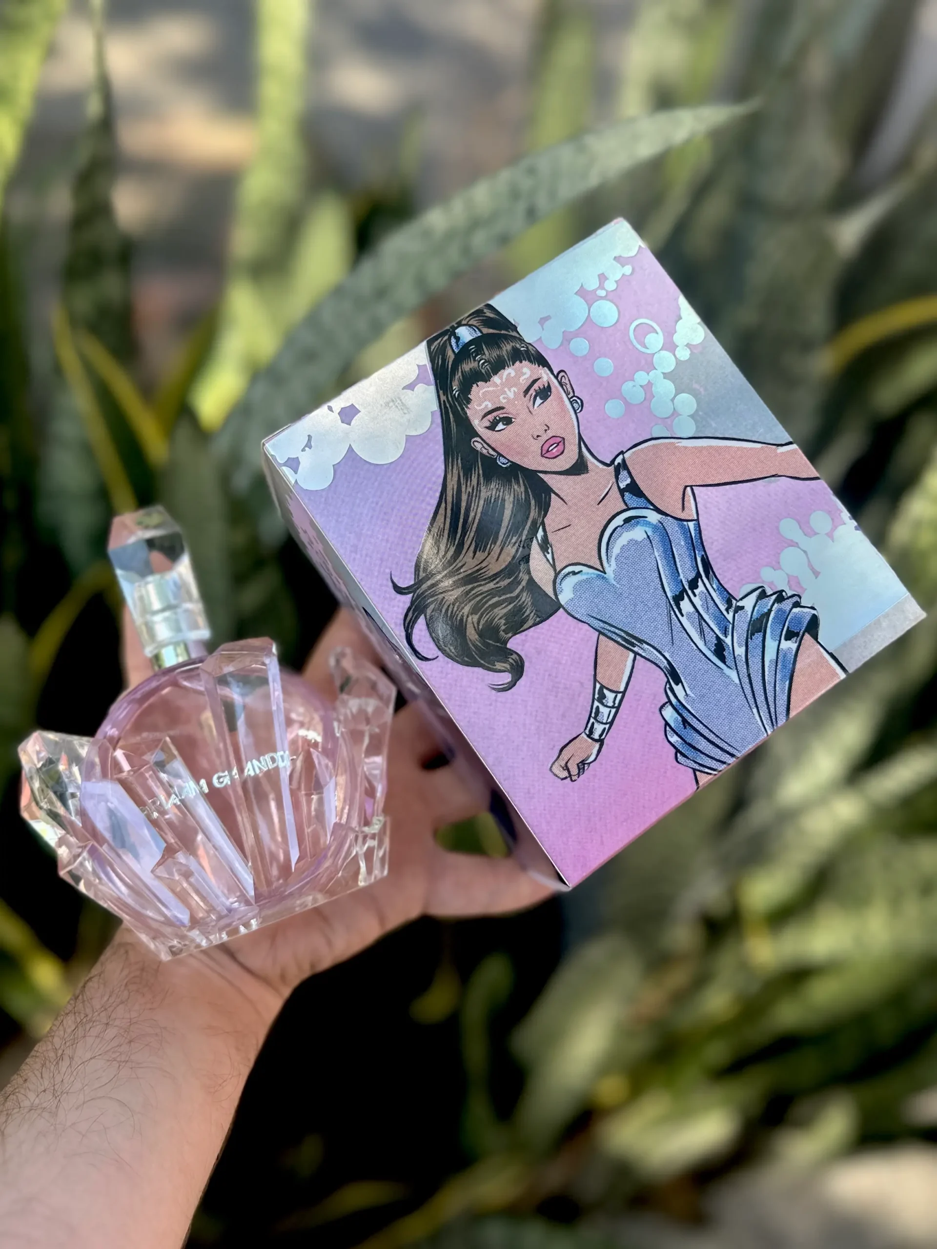 Perfume REM Ariana Grande