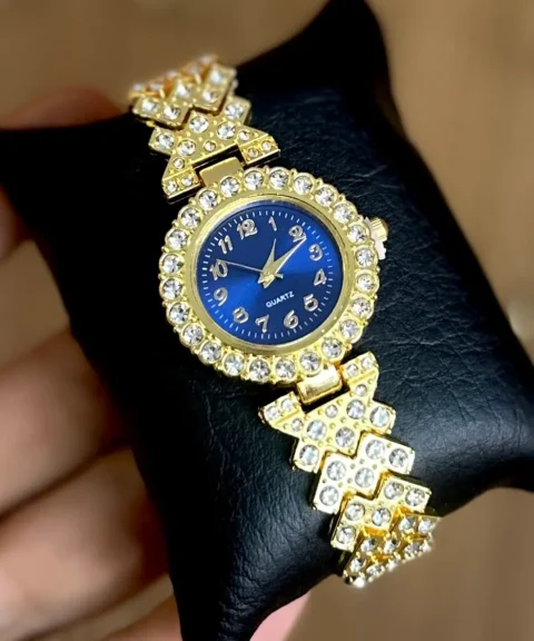 Reloj Diamantado Dorado Fondo Azul Dama