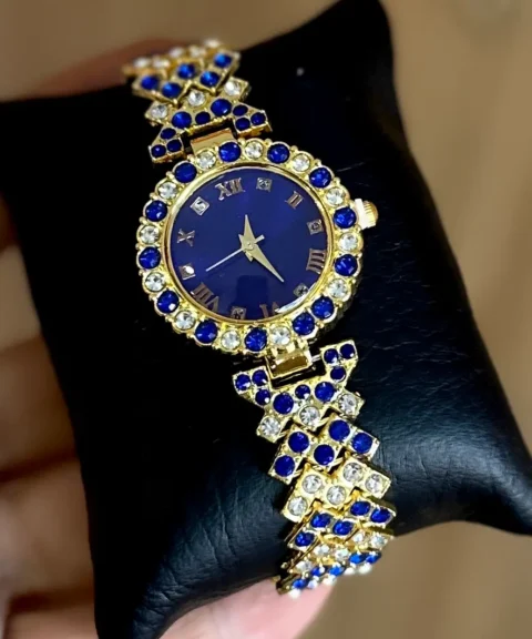 Reloj Diamantado Dorado Fondo Azul Perlado Dama