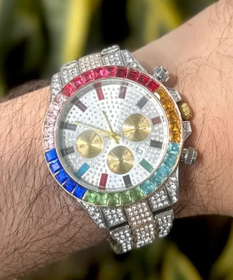 Reloj Diamantado Multicolor Plateado