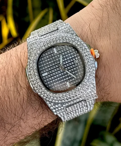 Reloj Diamantado Patek Plateado