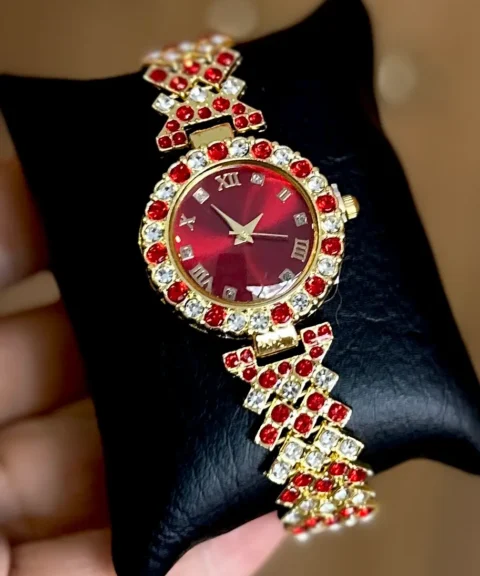 Reloj Dorado Fondo Rojo Perlado Dama