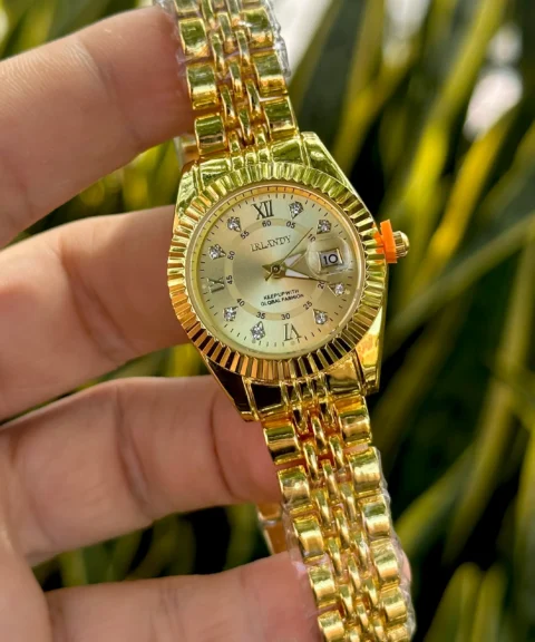 Reloj Irlandy Dorado Fondo Dorado Dama