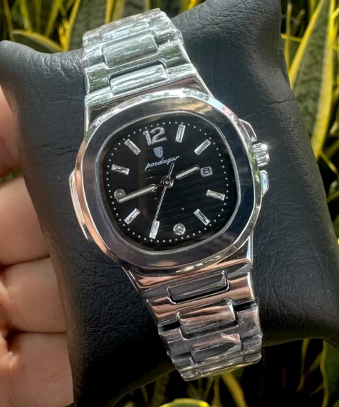 Reloj Peodeger Plateado Fondo Negro Dama