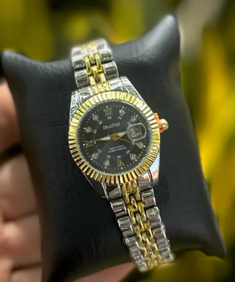 Reloj Yolako Inlandy Bicolor Fondo Negro Dama