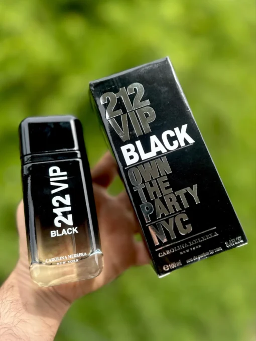 Perfume 212VIP Black