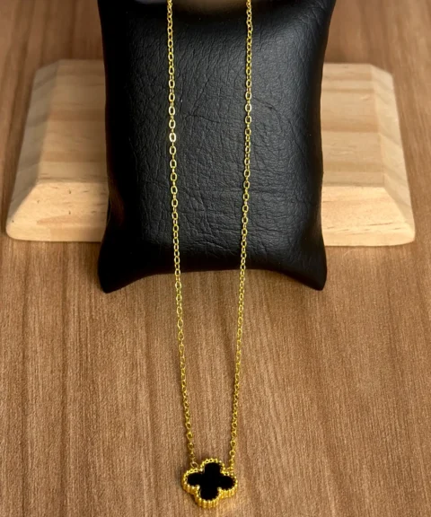 Cadena Van Cleef  Negro Dorado