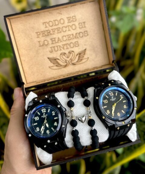 Pareja de Relojes Hublot con Pulseras de Corazón Imantado