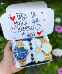 Combo Doble Bicolor Azul + Reloj Dorado + Pulseras Cruz y Virgen