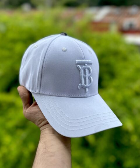 Gorra Burberry Blanca