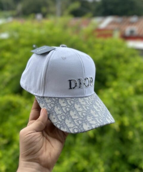 Gorra Dior Blanca Camuflada
